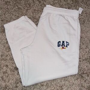 NWT GAP x Disney Sweatpants/Joggers Sz XL